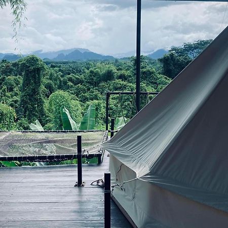 Tanoshi Glamping In Khao Sok 호텔 Khao Sok National Park 외부 사진