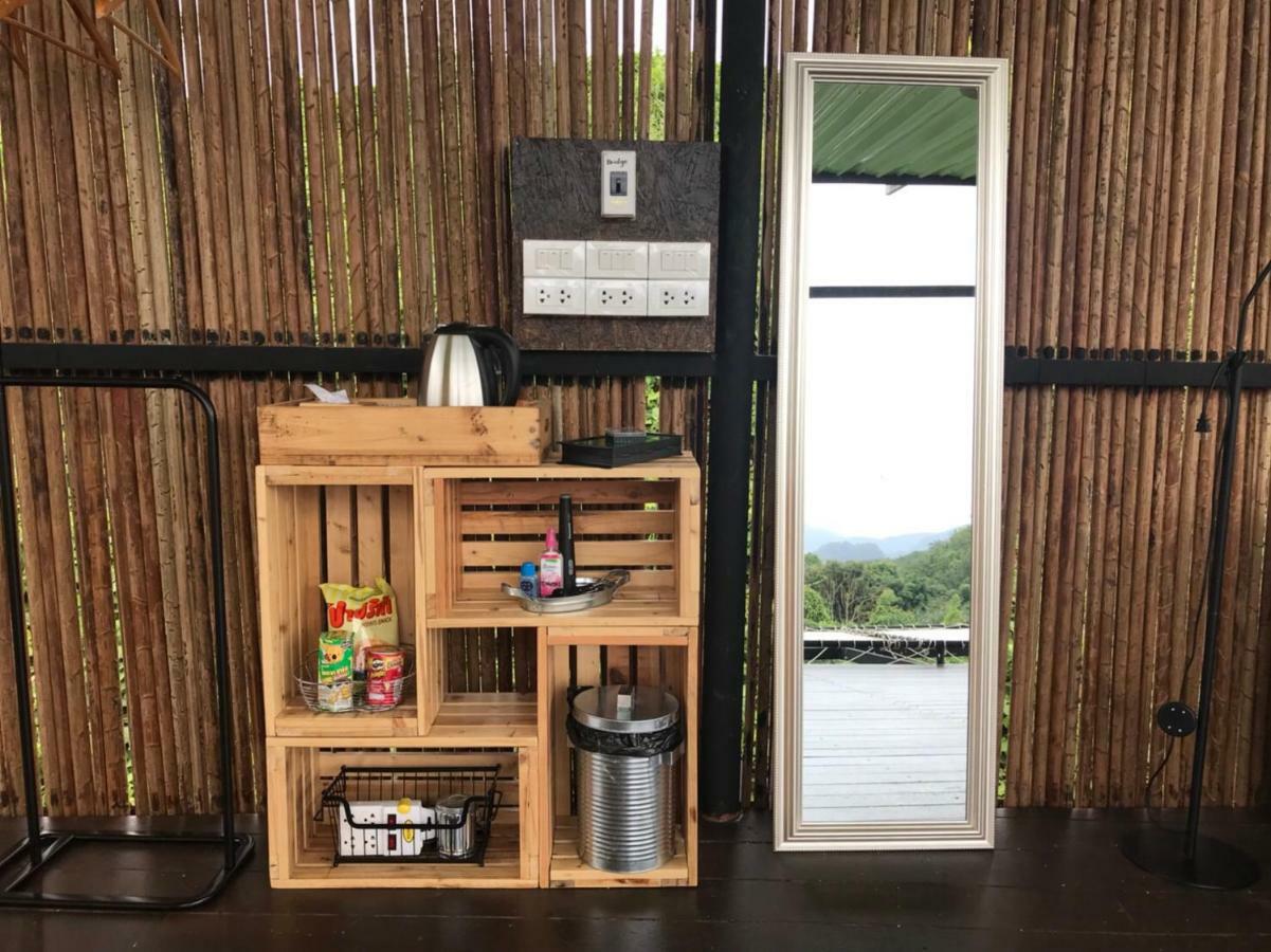 Tanoshi Glamping In Khao Sok 호텔 Khao Sok National Park 외부 사진